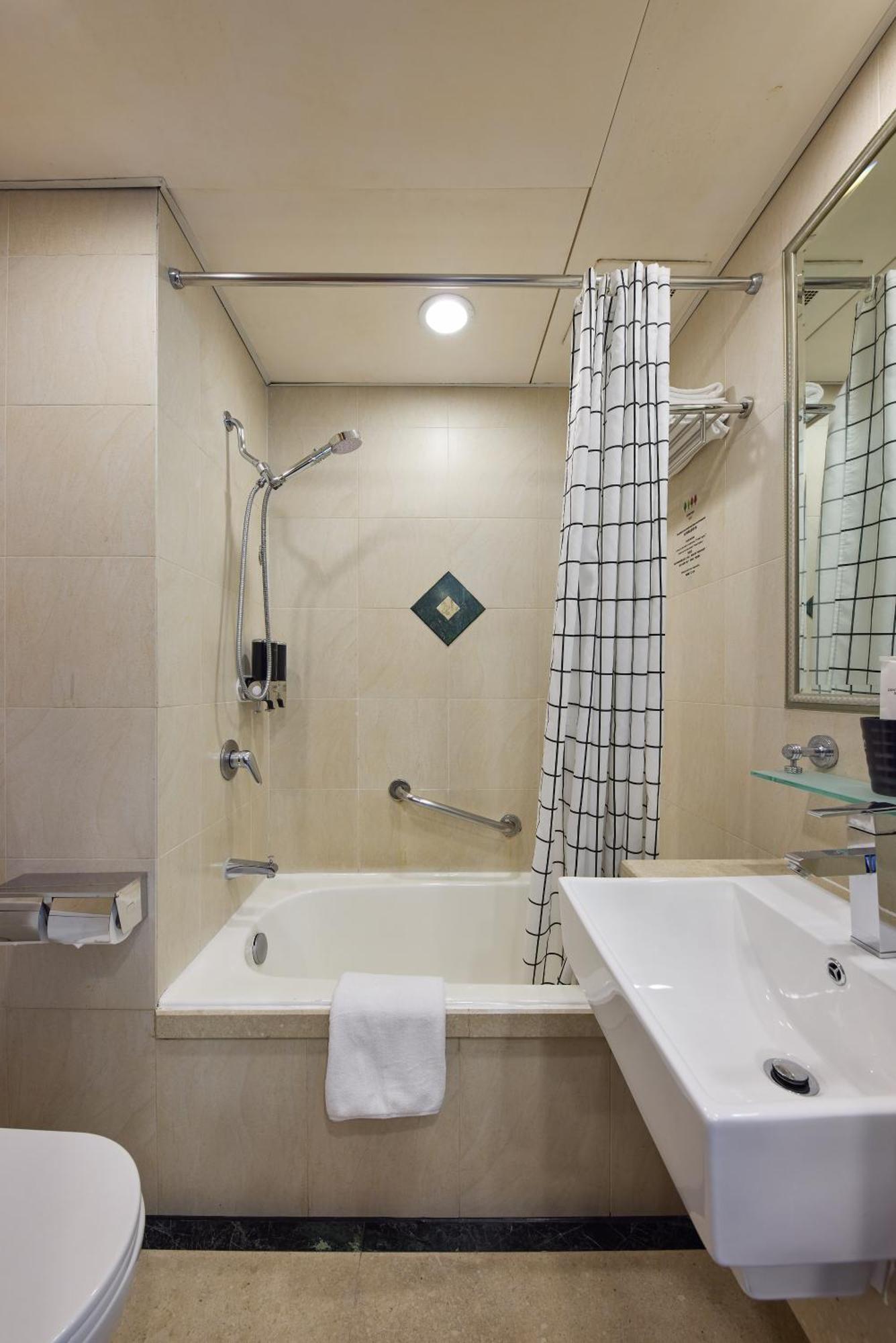 Rosedale Отель 4*